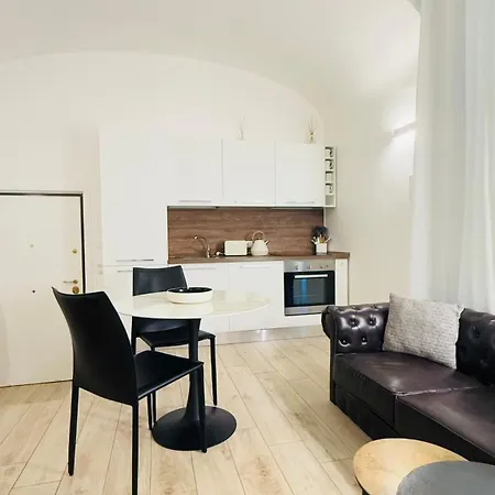 Casa 76 * Rome